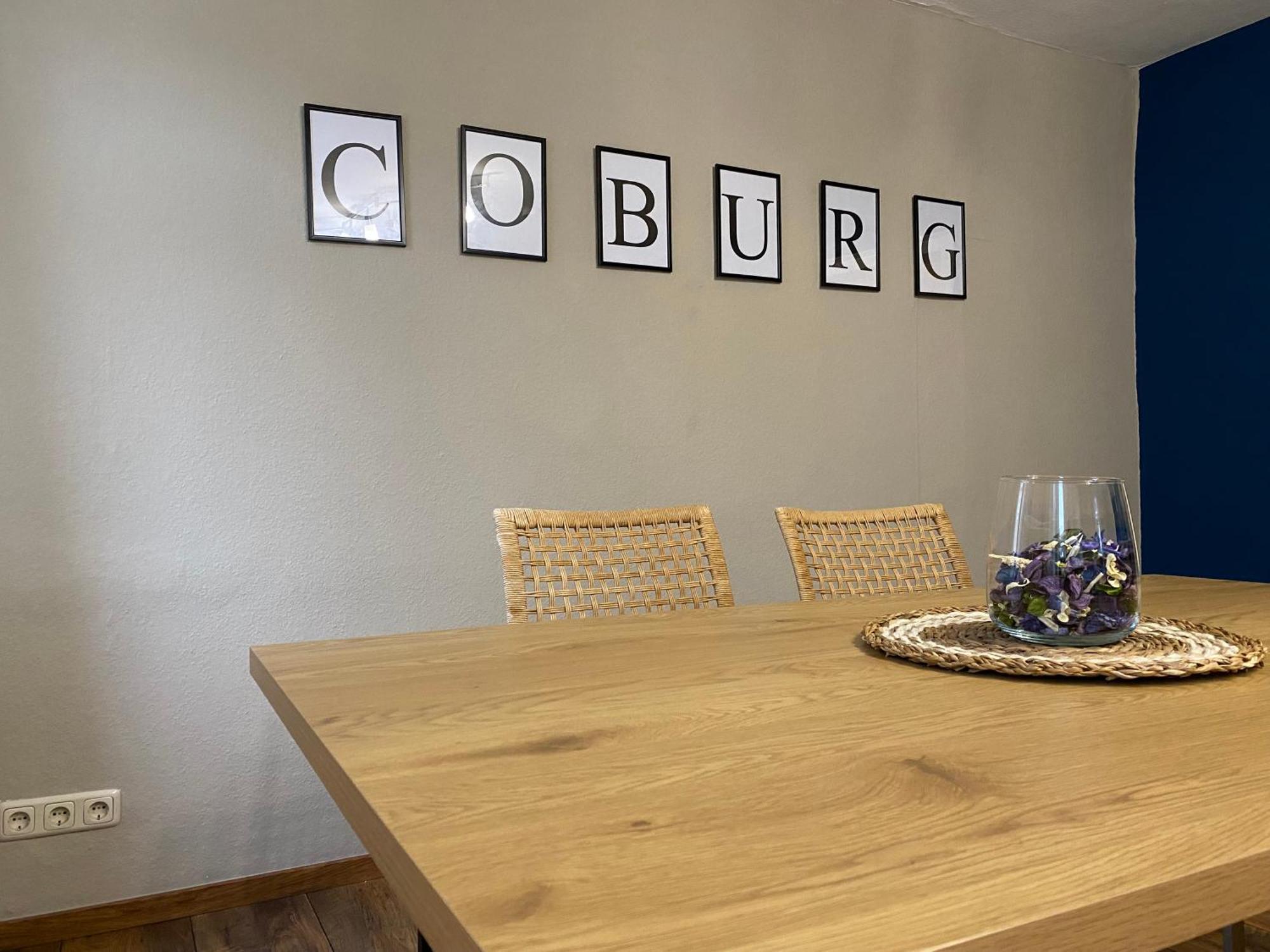 # One Apartment'S / Parkplatz / Schlossplatz โคบวร์ก ภายนอก รูปภาพ