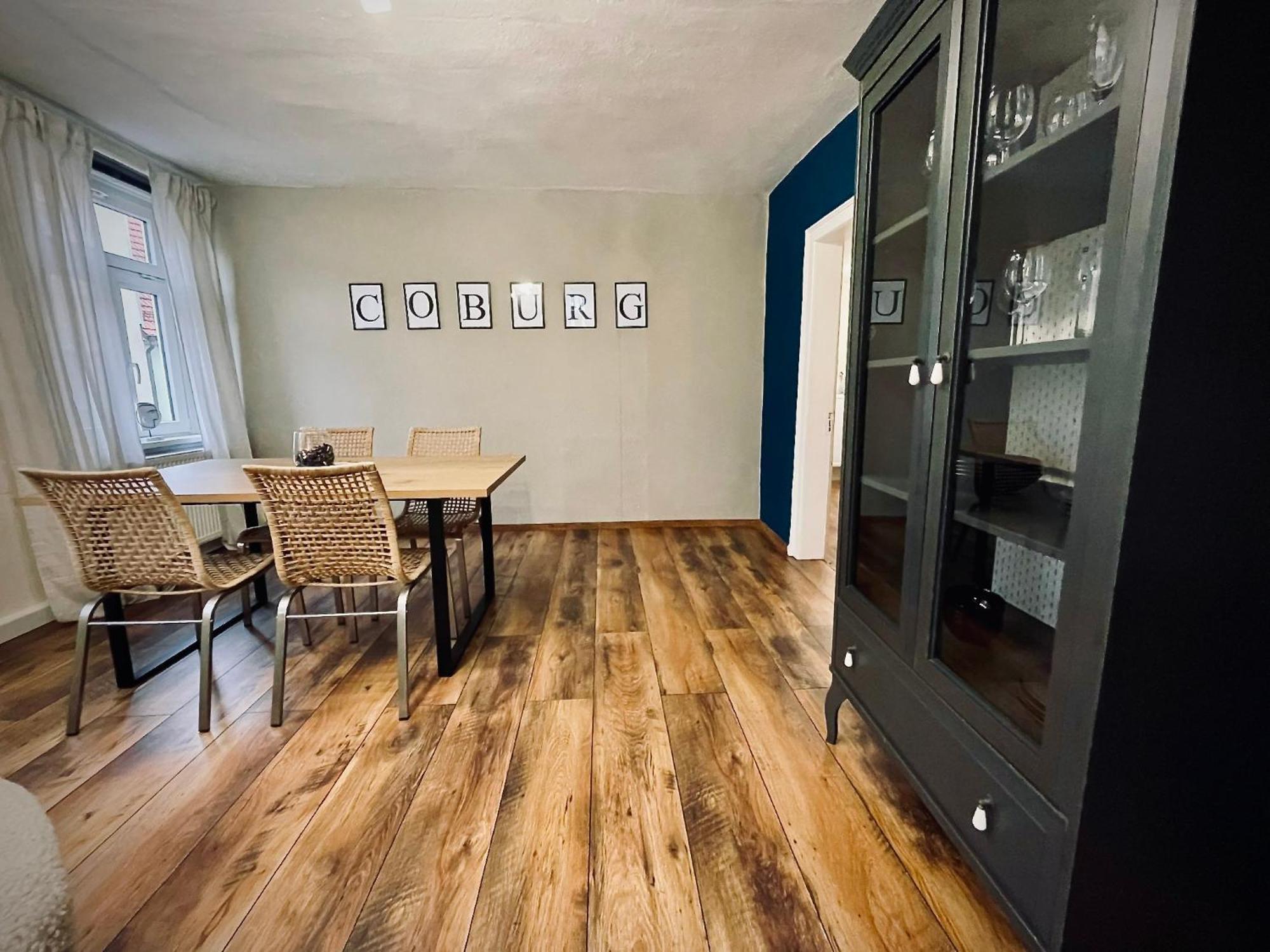 # One Apartment'S / Parkplatz / Schlossplatz โคบวร์ก ภายนอก รูปภาพ