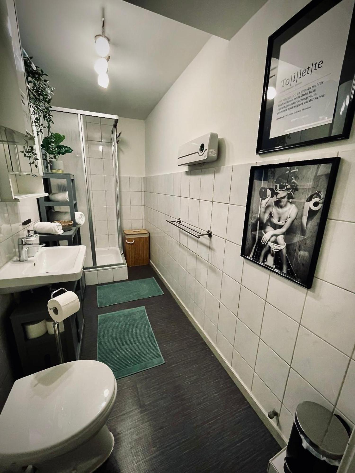 # One Apartment'S / Parkplatz / Schlossplatz โคบวร์ก ภายนอก รูปภาพ